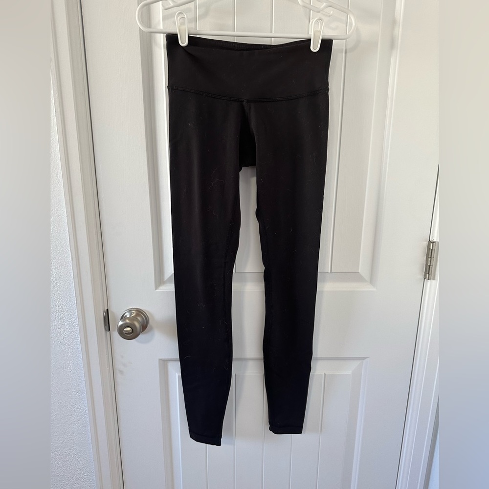 Lulu lemon black align leggings — 28" in seam.
